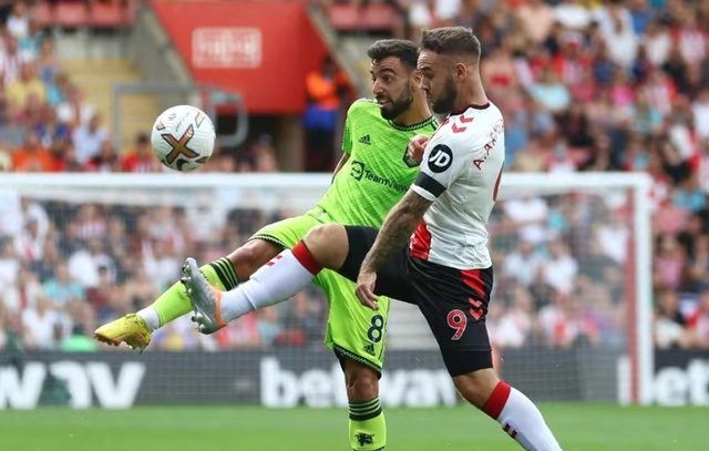 清晨英超焦点战，斯图加特防线松动，压力陡增，球探报告显示潜力(沃夫斯堡vs斯图加特)